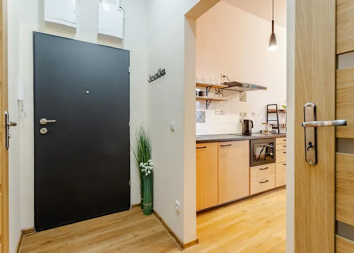 Apartamento Fair Targi Dworzec Gasiorowskich *